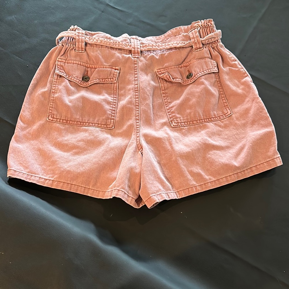 Old Navy High Waist Pink Shorts - Picture 5 of 8